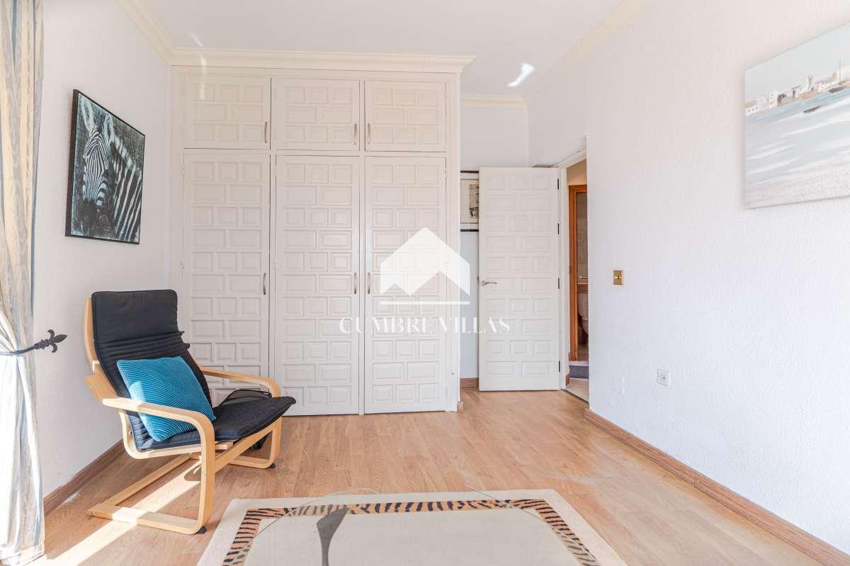 Villa for Sale in Almuñécar