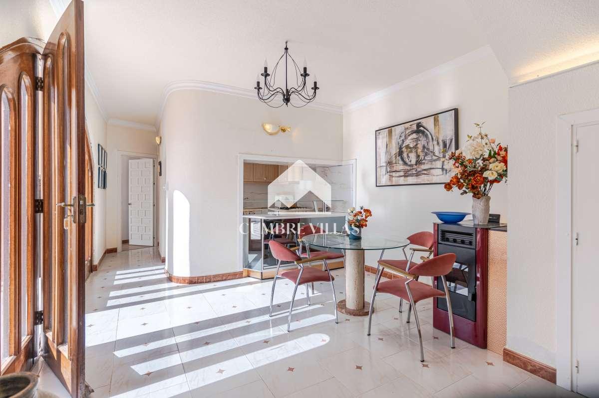 Villa for Sale in Almuñécar