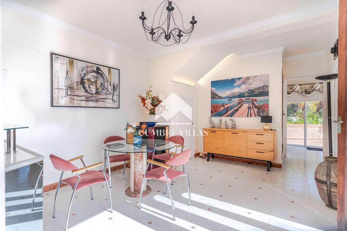 Villa for Sale in Almuñécar
