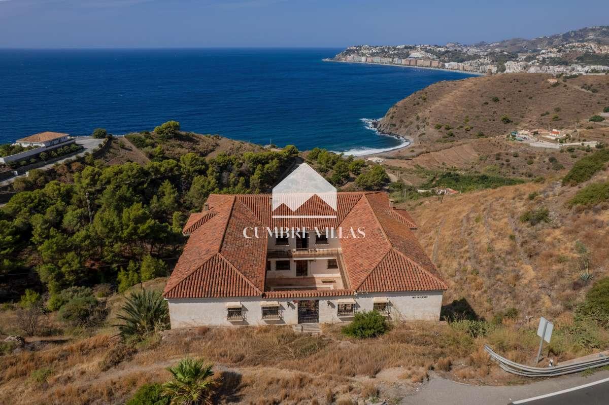 Villa en Venta en Almuñécar