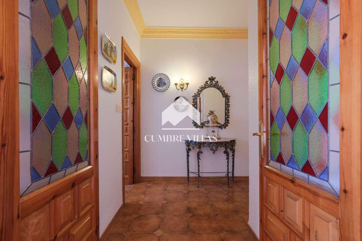 Villa for Sale in Salobreña