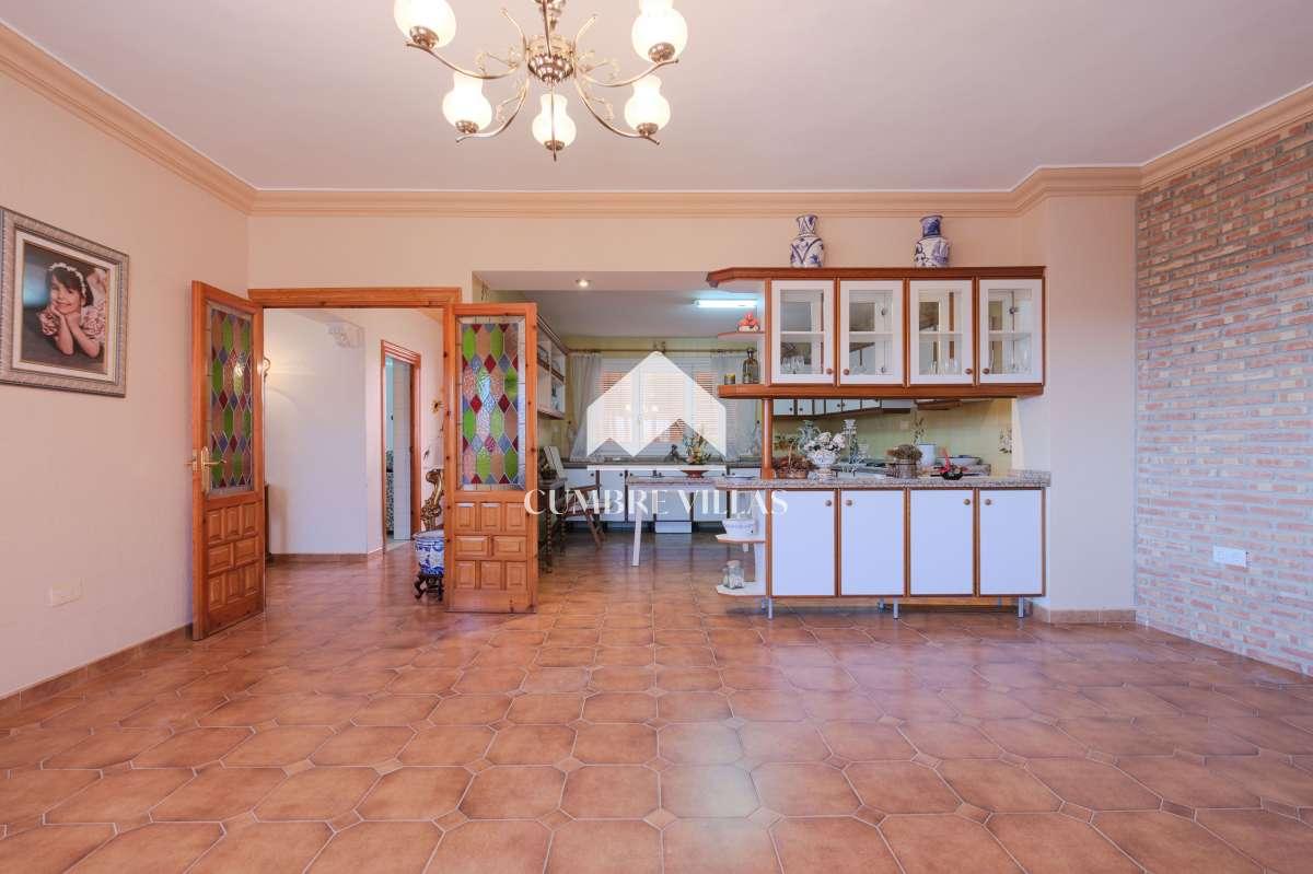 Villa for Sale in Salobreña
