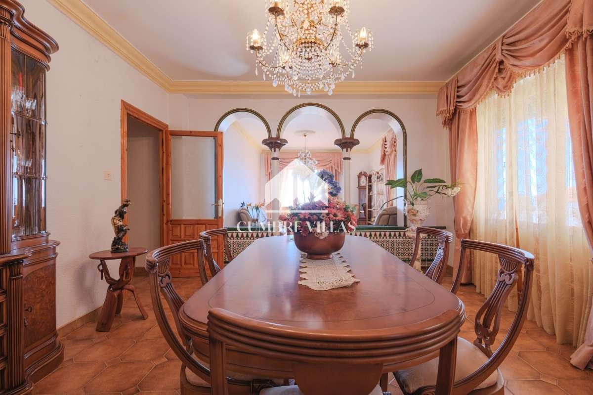 Villa for Sale in Salobreña
