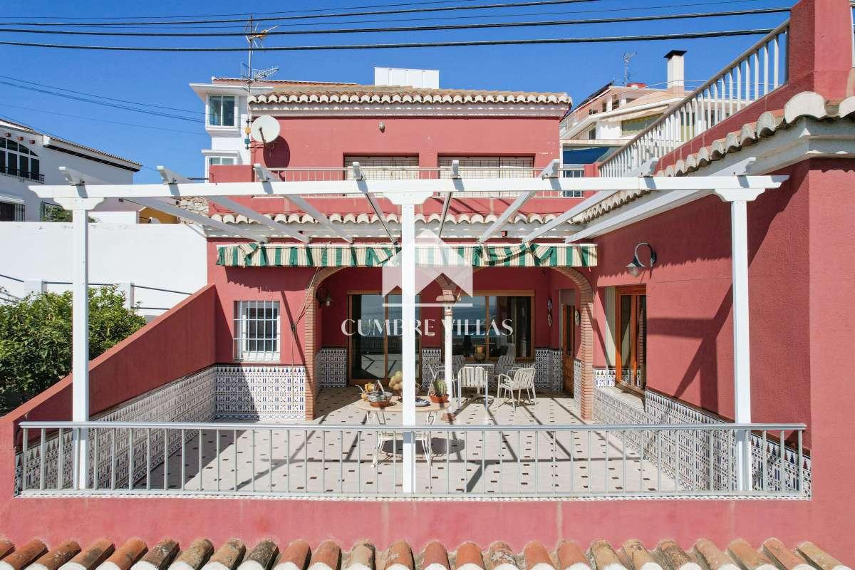 Villa for Sale in Salobreña