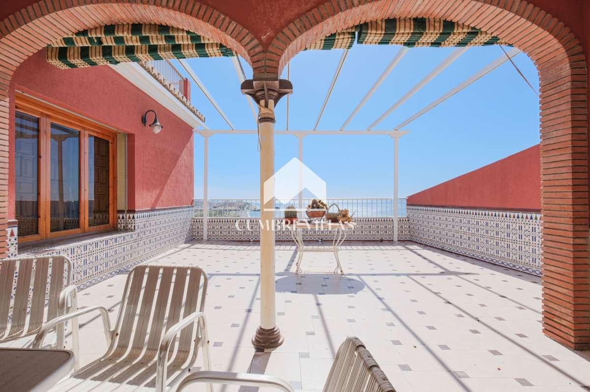 Villa for Sale in Salobreña