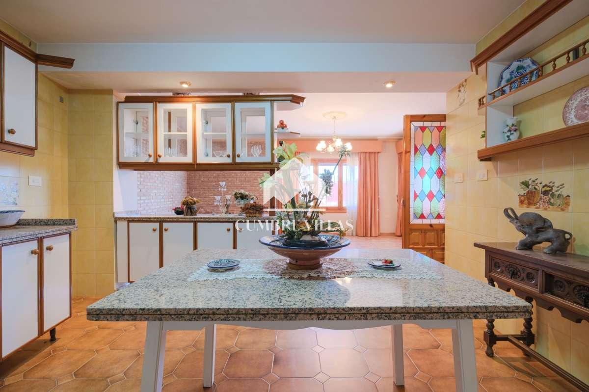 Villa for Sale in Salobreña