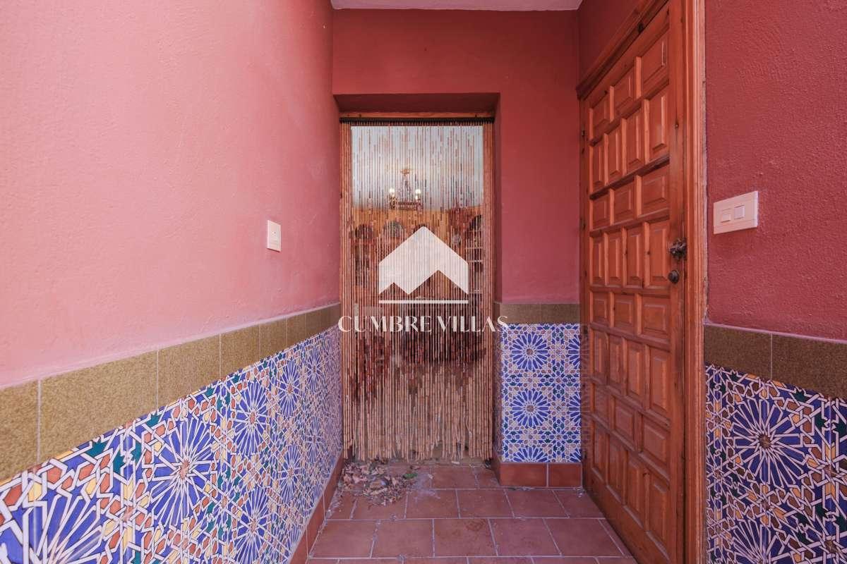 Villa for Sale in Salobreña