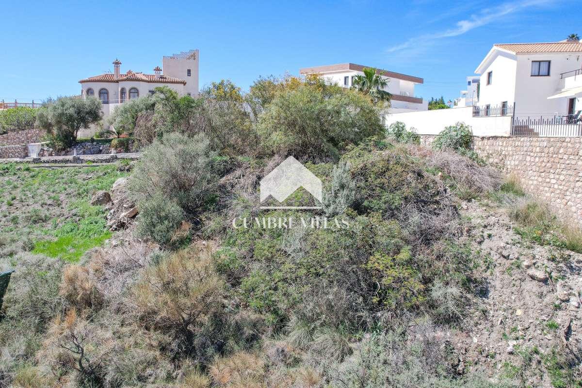 Plot for Sale in Salobreña