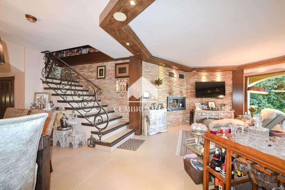 Villa for Sale in Salobreña