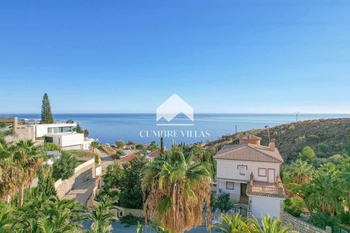 Villa for Sale in Salobreña
