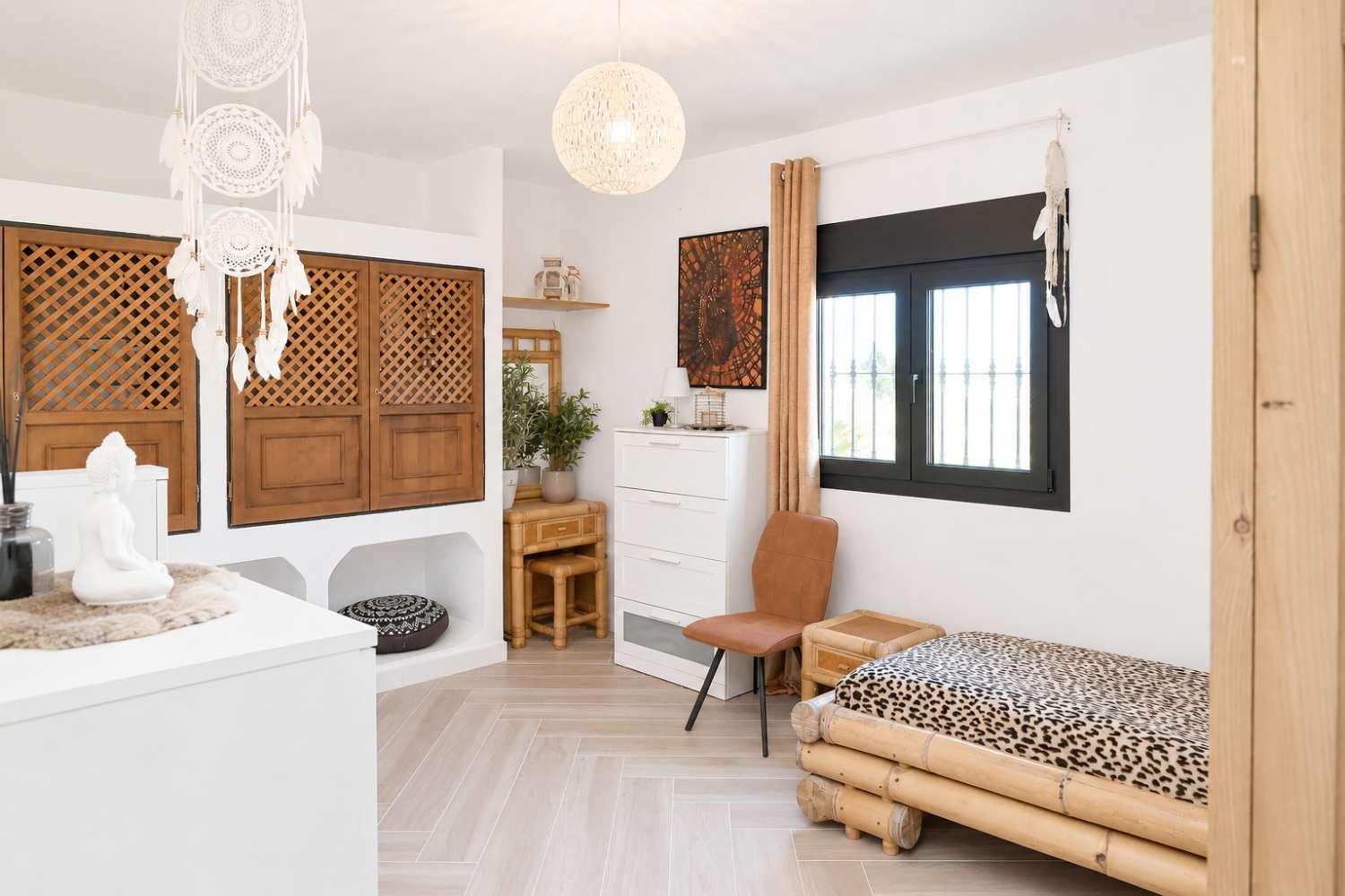 Villa for Sale in Alhaurín de la Torre