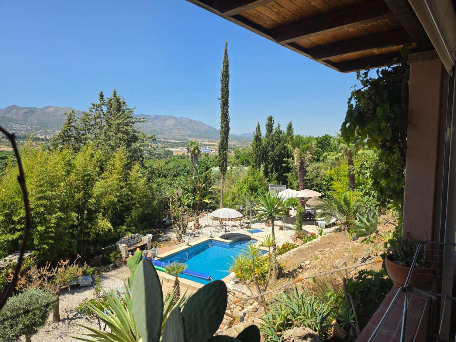 Villa for Sale in Alhaurín de la Torre