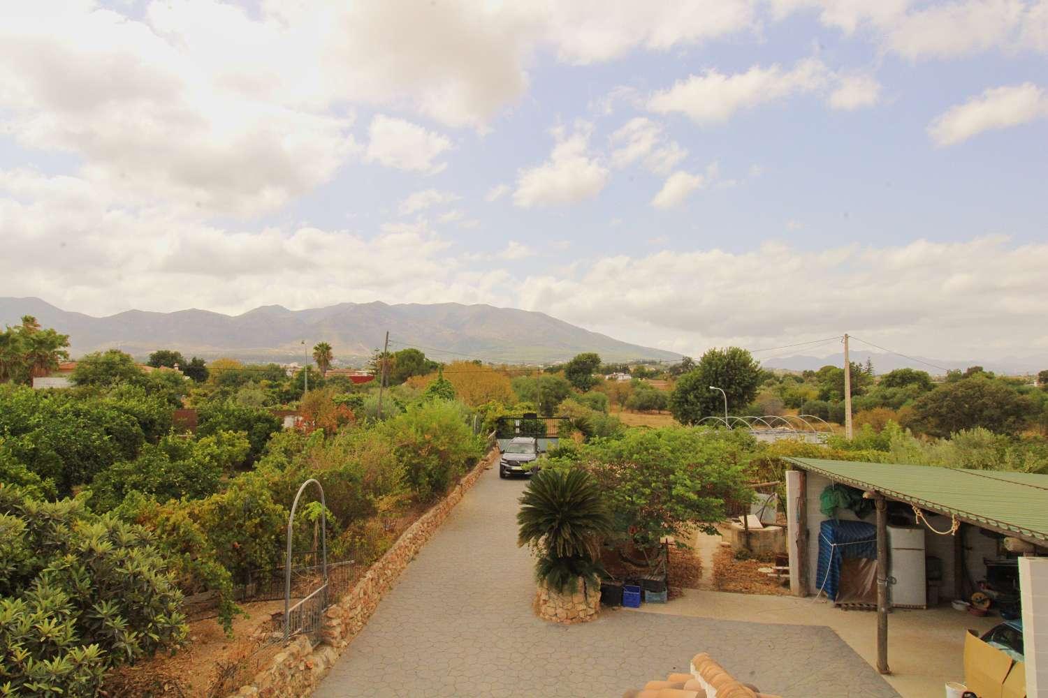 Finca en Venta en Alhaurín de la Torre