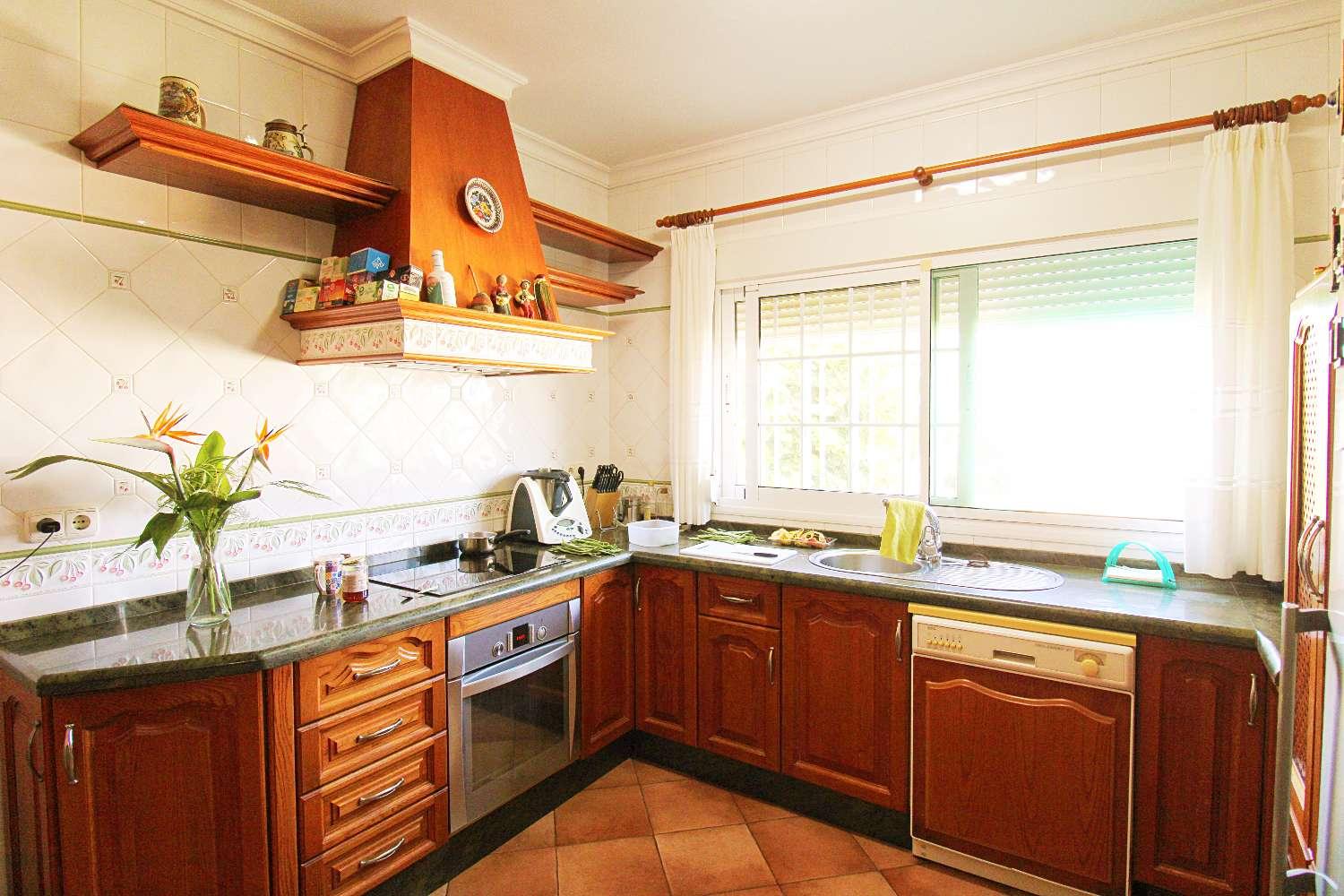 Villa for Sale in Alhaurín de la Torre