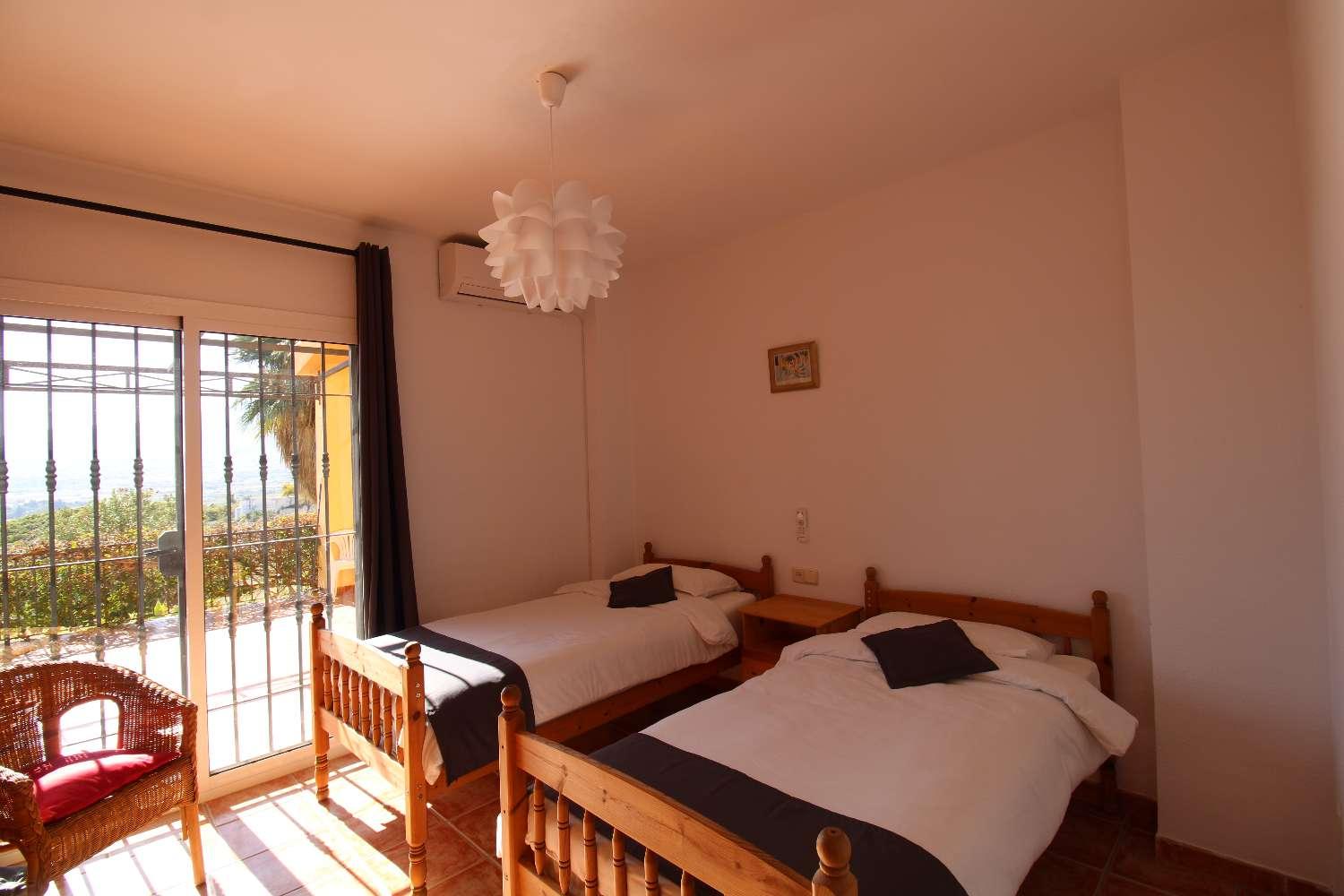Villa for Sale in Alhaurín de la Torre