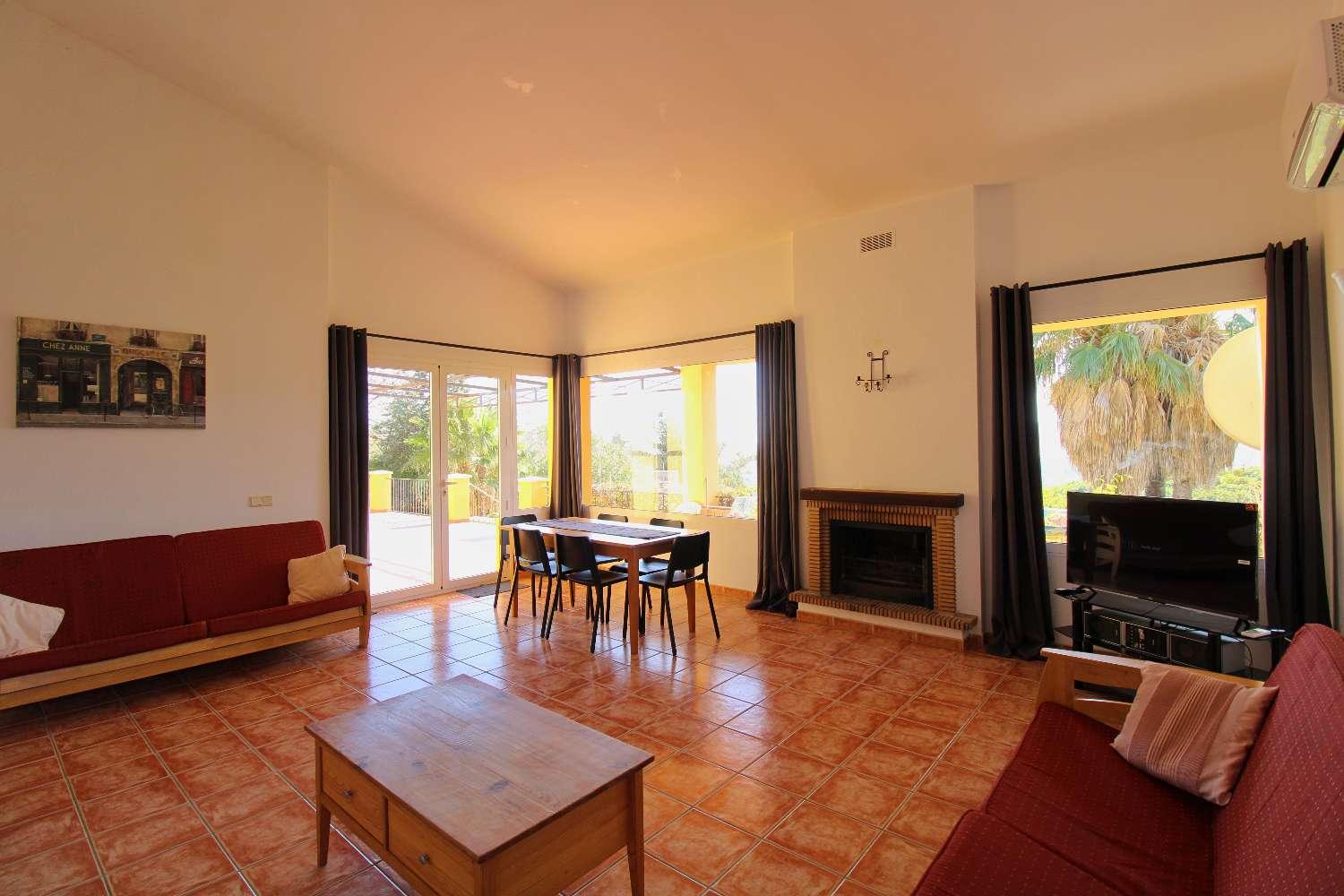 Villa for Sale in Alhaurín de la Torre