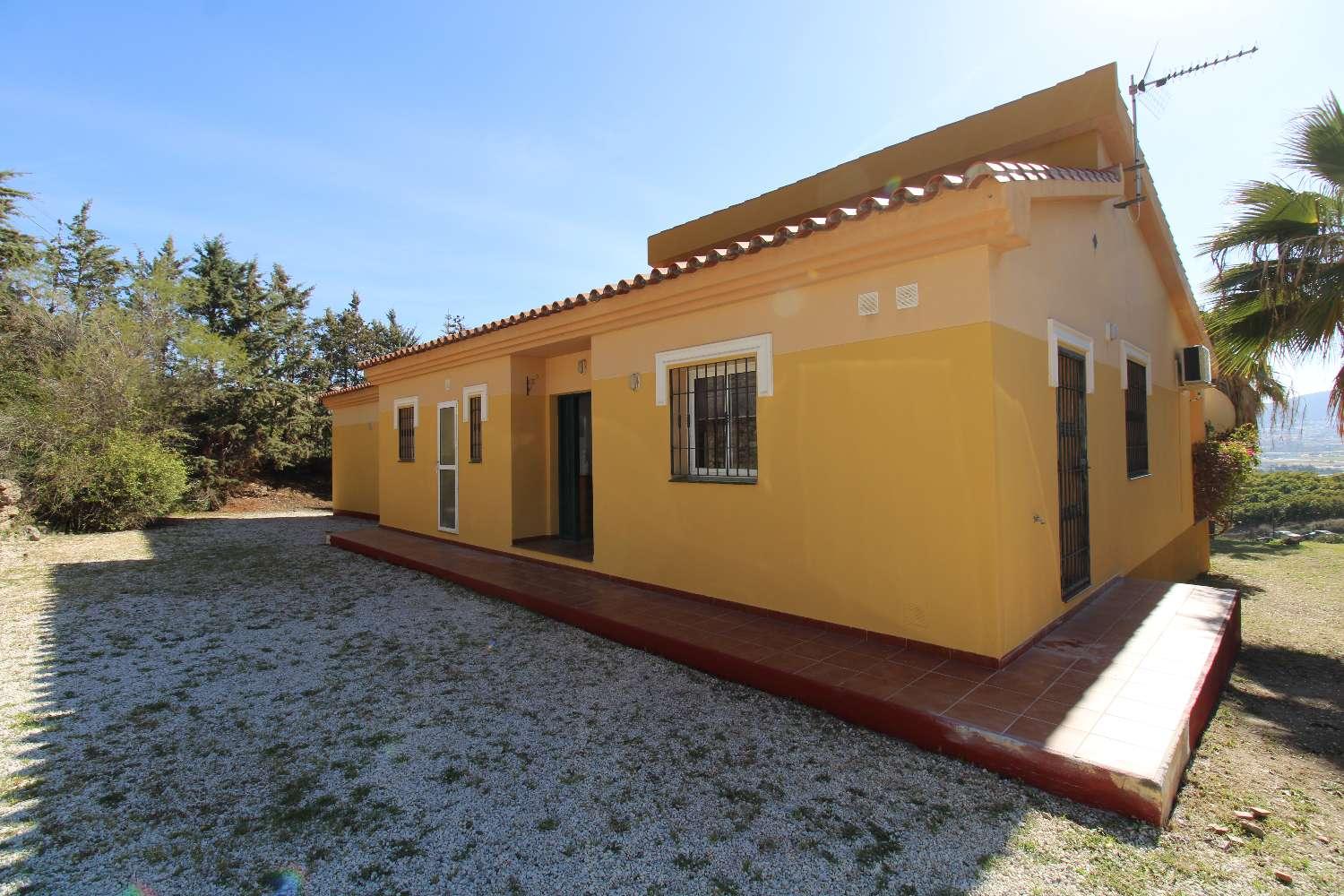 Villa for Sale in Alhaurín de la Torre