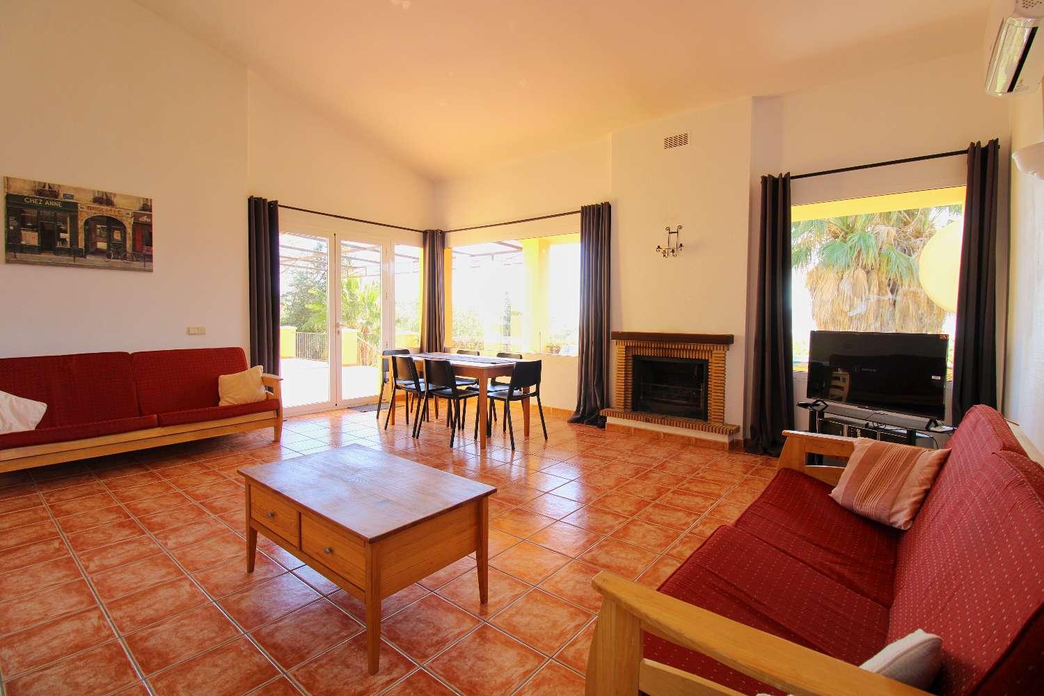 Villa for Sale in Alhaurín de la Torre