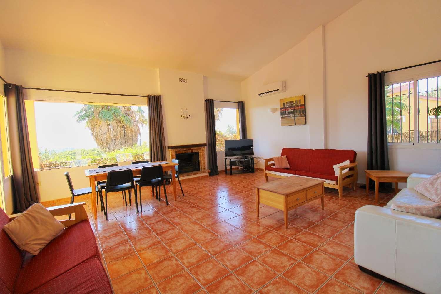 Villa for Sale in Alhaurín de la Torre