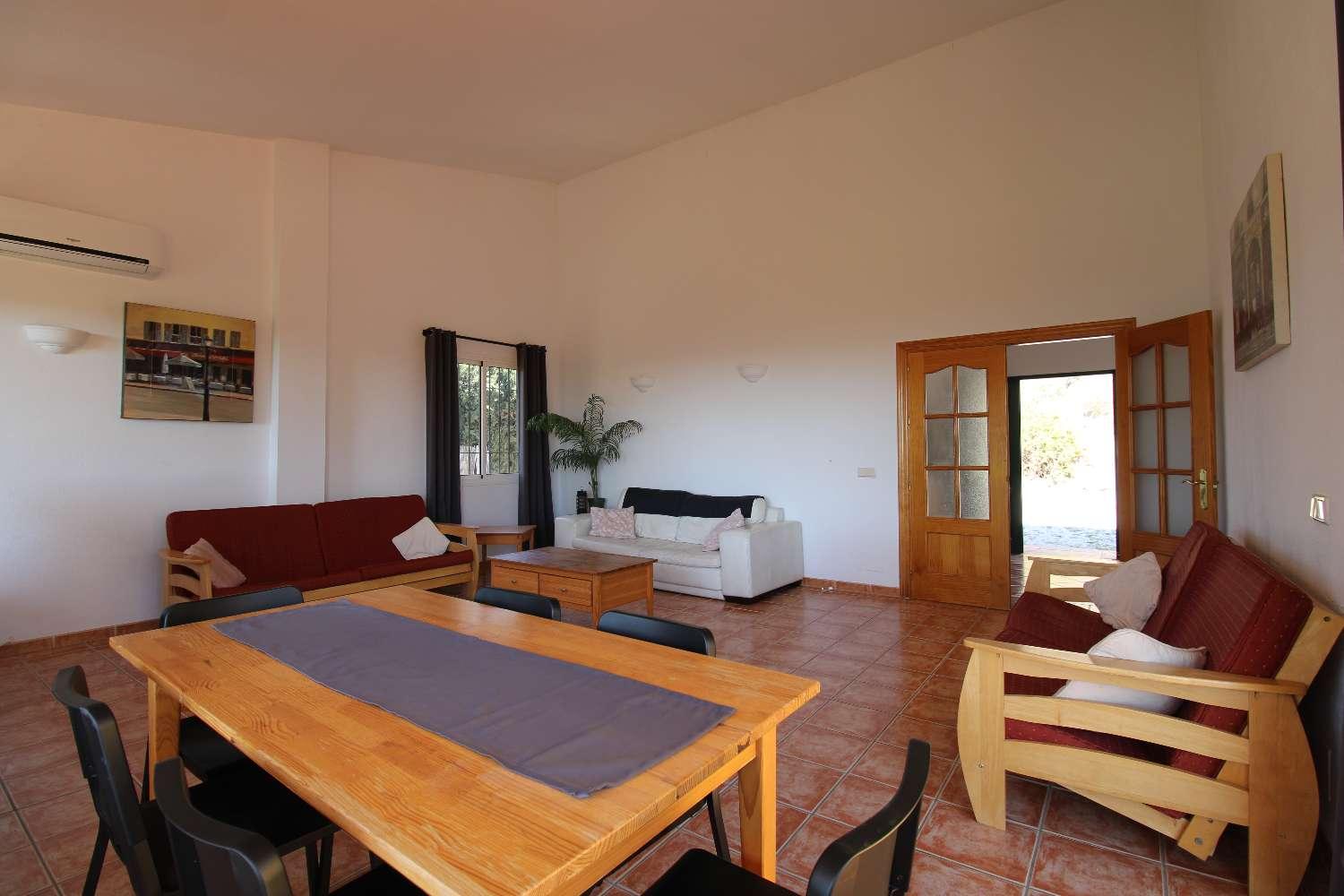 Villa for Sale in Alhaurín de la Torre