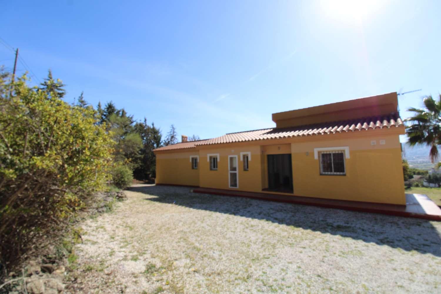 Villa for Sale in Alhaurín de la Torre
