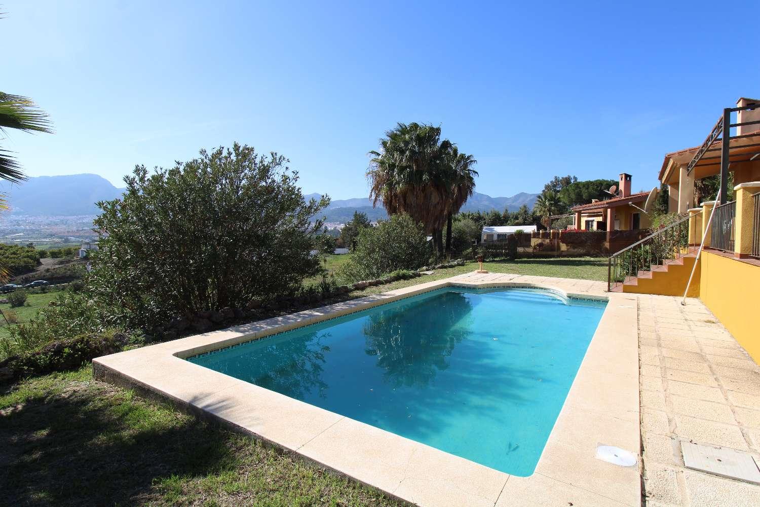 Villa for Sale in Alhaurín de la Torre