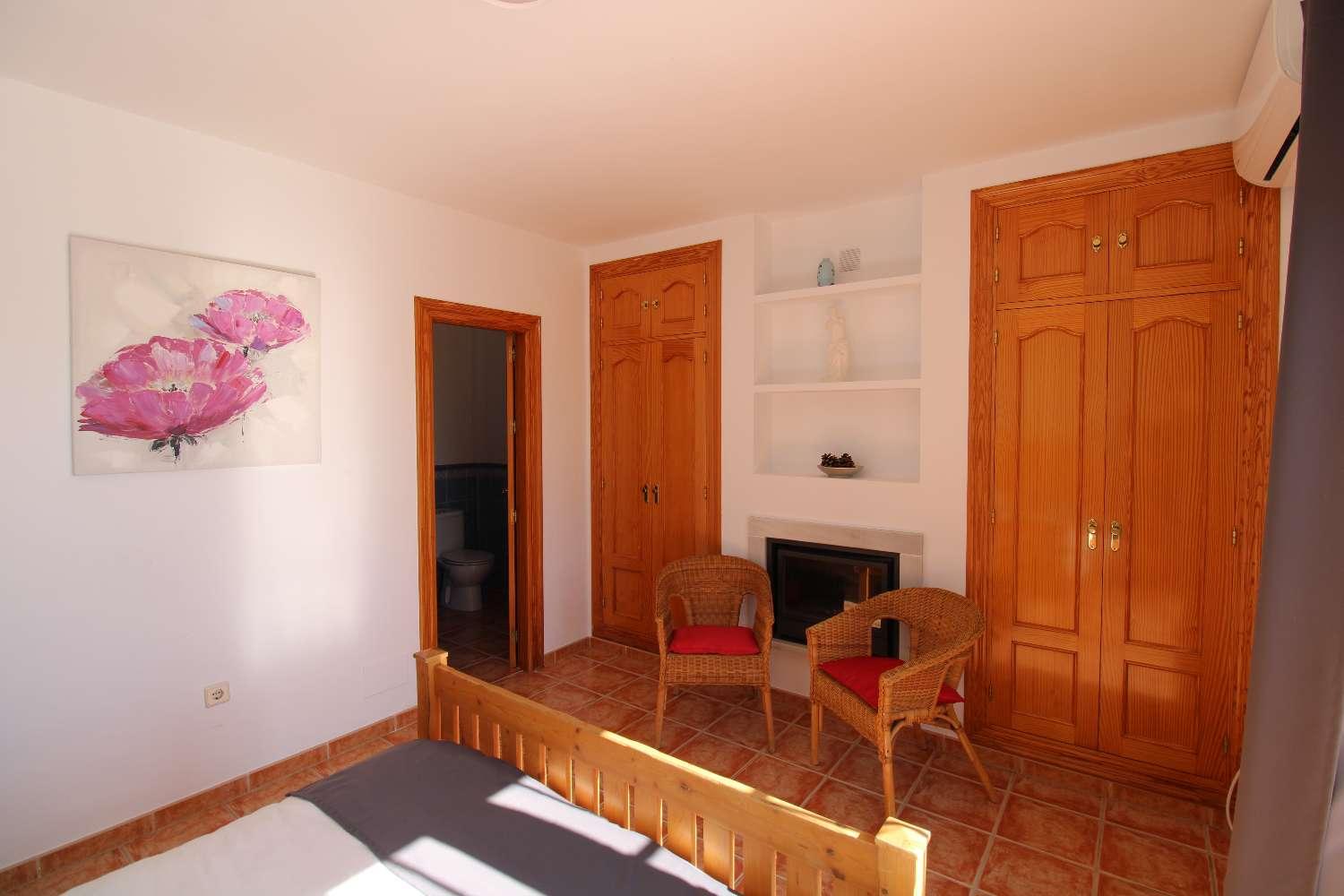 Villa for Sale in Alhaurín de la Torre