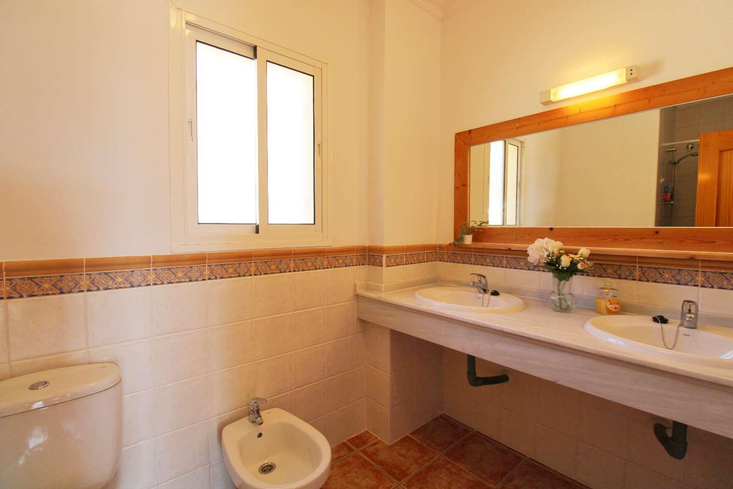 Villa for Sale in Alhaurín de la Torre