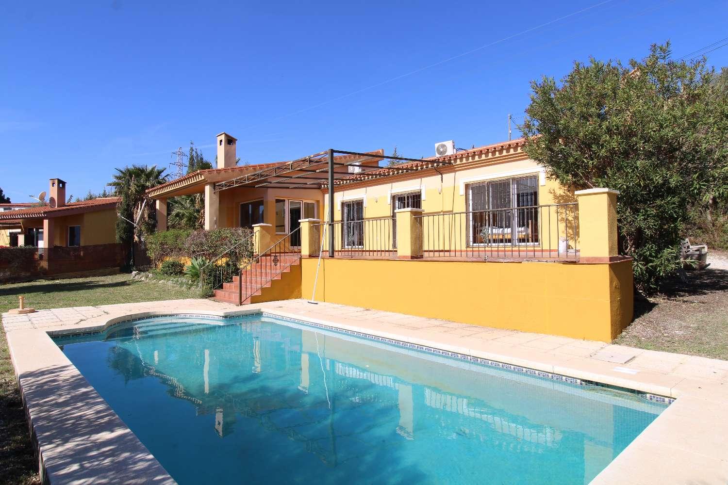 Villa for Sale in Alhaurín de la Torre