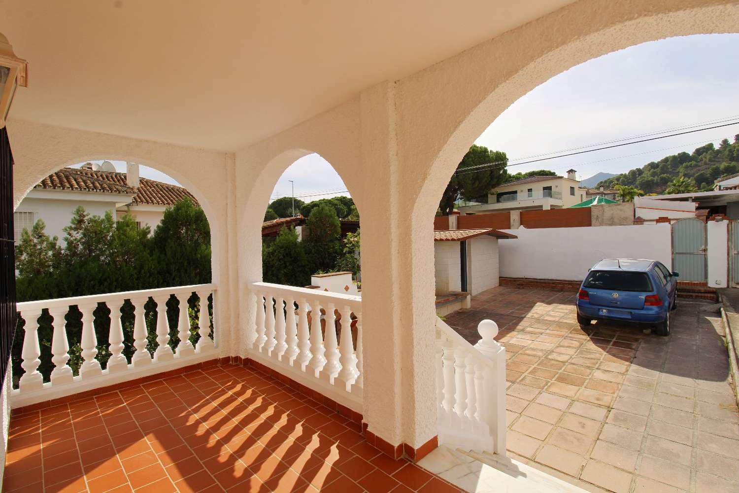 Villa en Alquiler en Alhaurín de la Torre