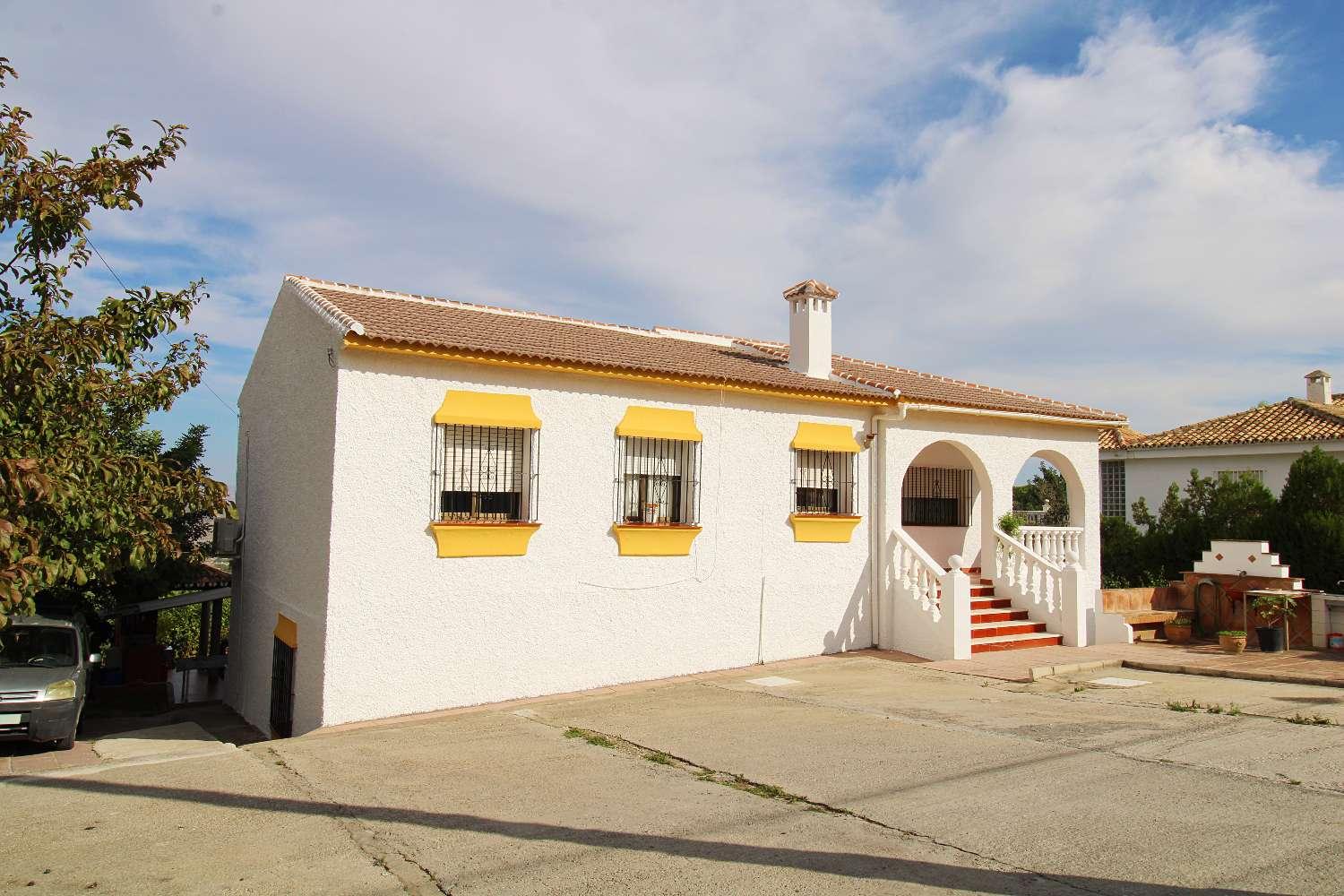 Villa en Alquiler en Alhaurín de la Torre