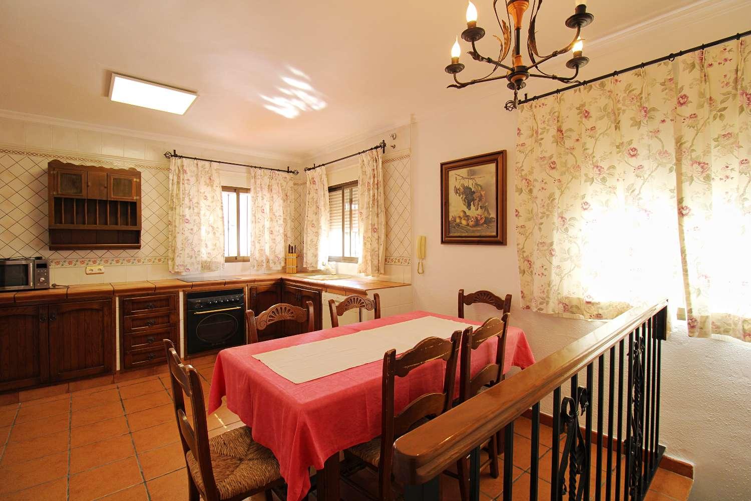 Villa en Alquiler en Alhaurín de la Torre
