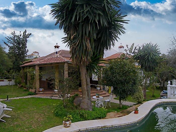 Villa for Rent in Alhaurín de la Torre
