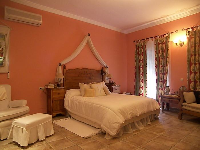 Villa for Rent in Alhaurín de la Torre