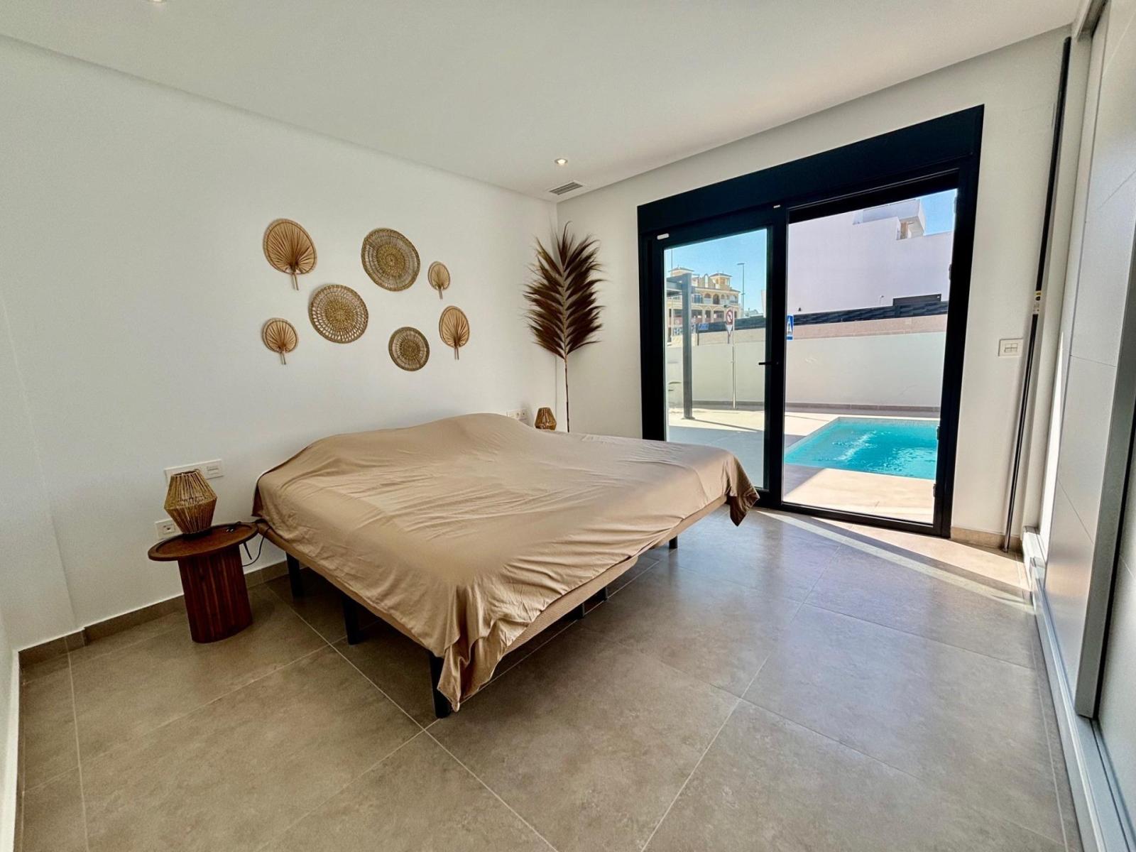 Villa for Sale in Rojales