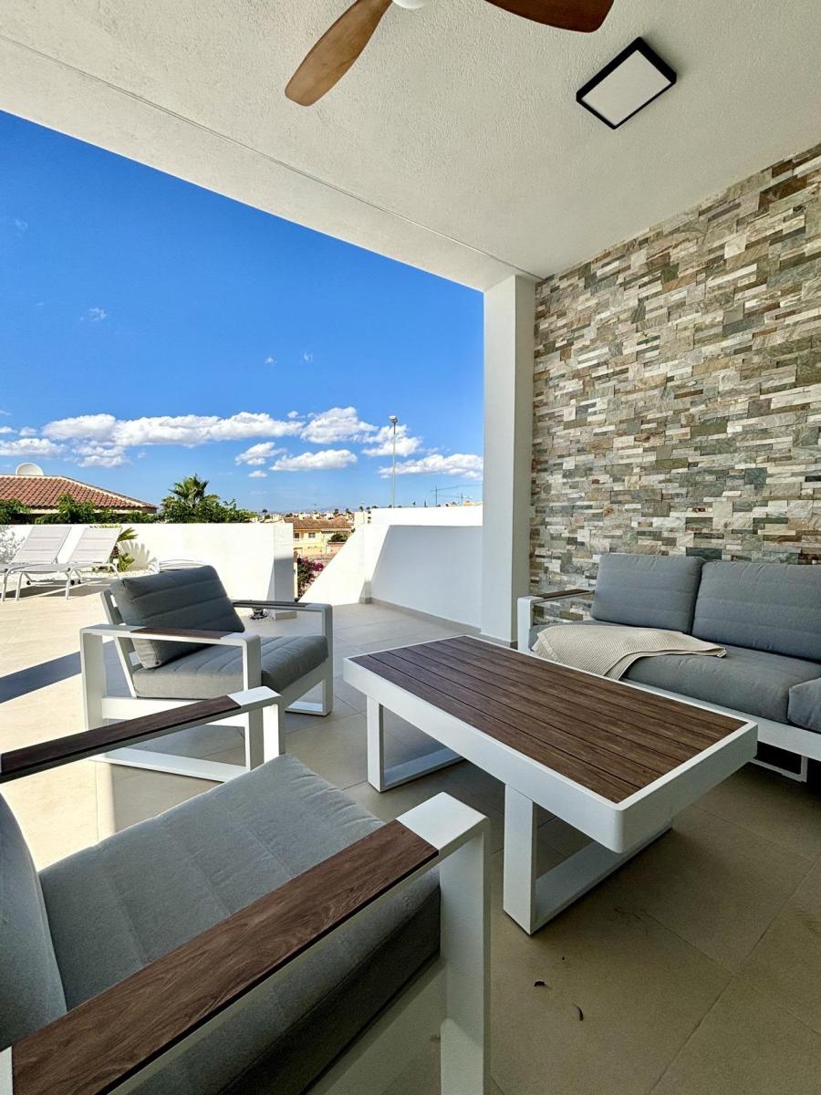 Villa for Sale in Benijófar