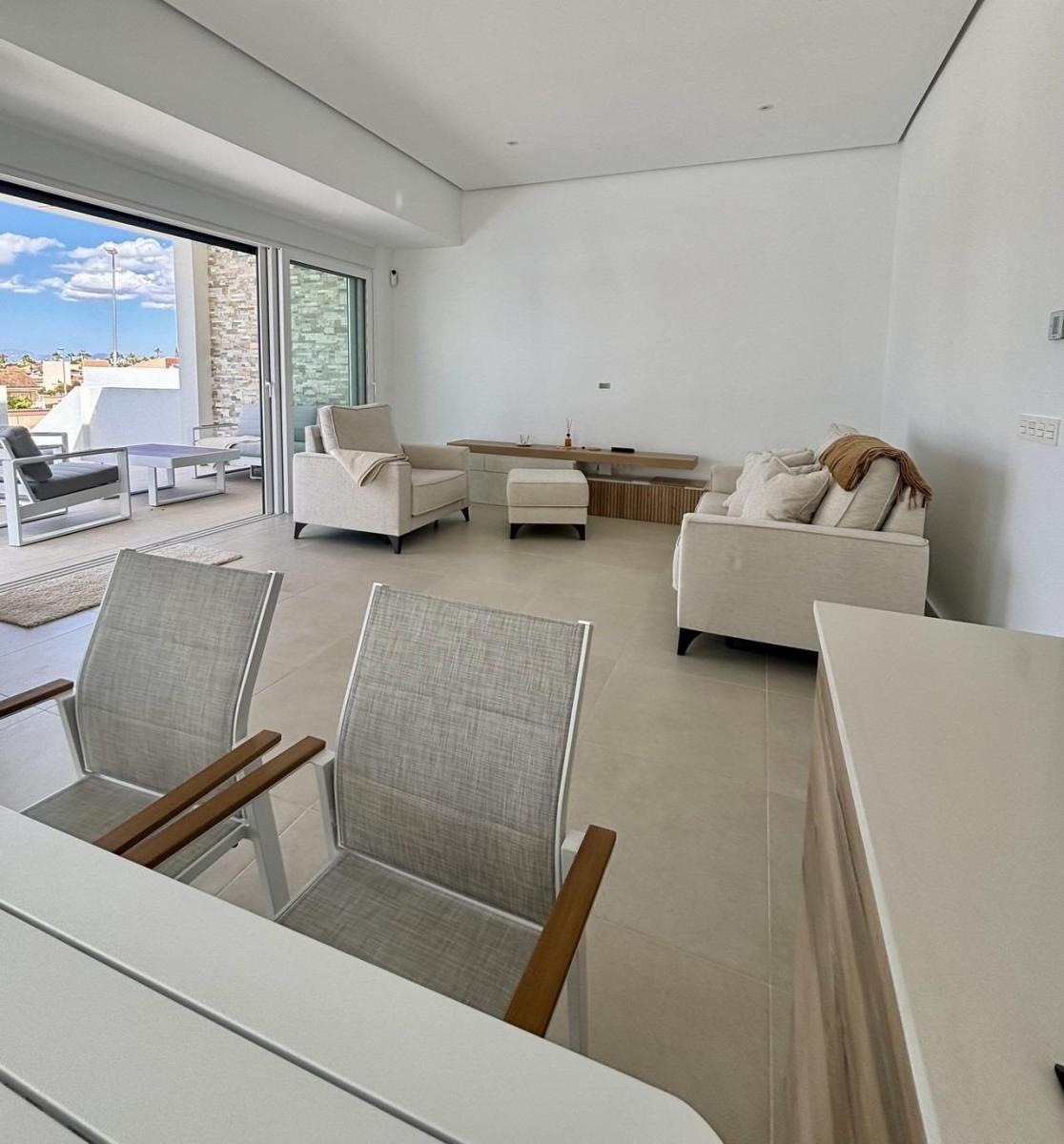 Villa for Sale in Benijófar
