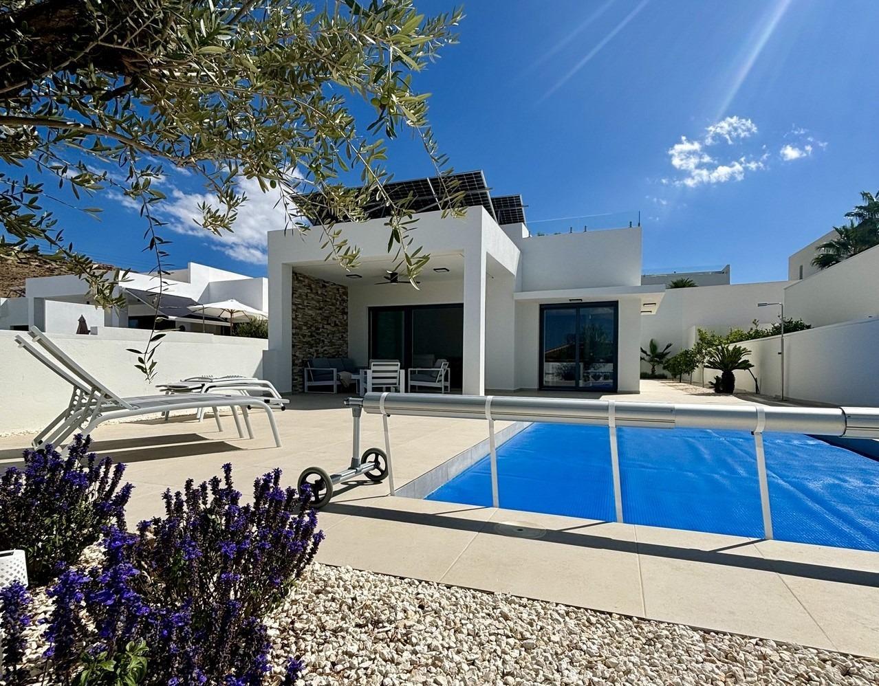 Villa for Sale in Benijófar