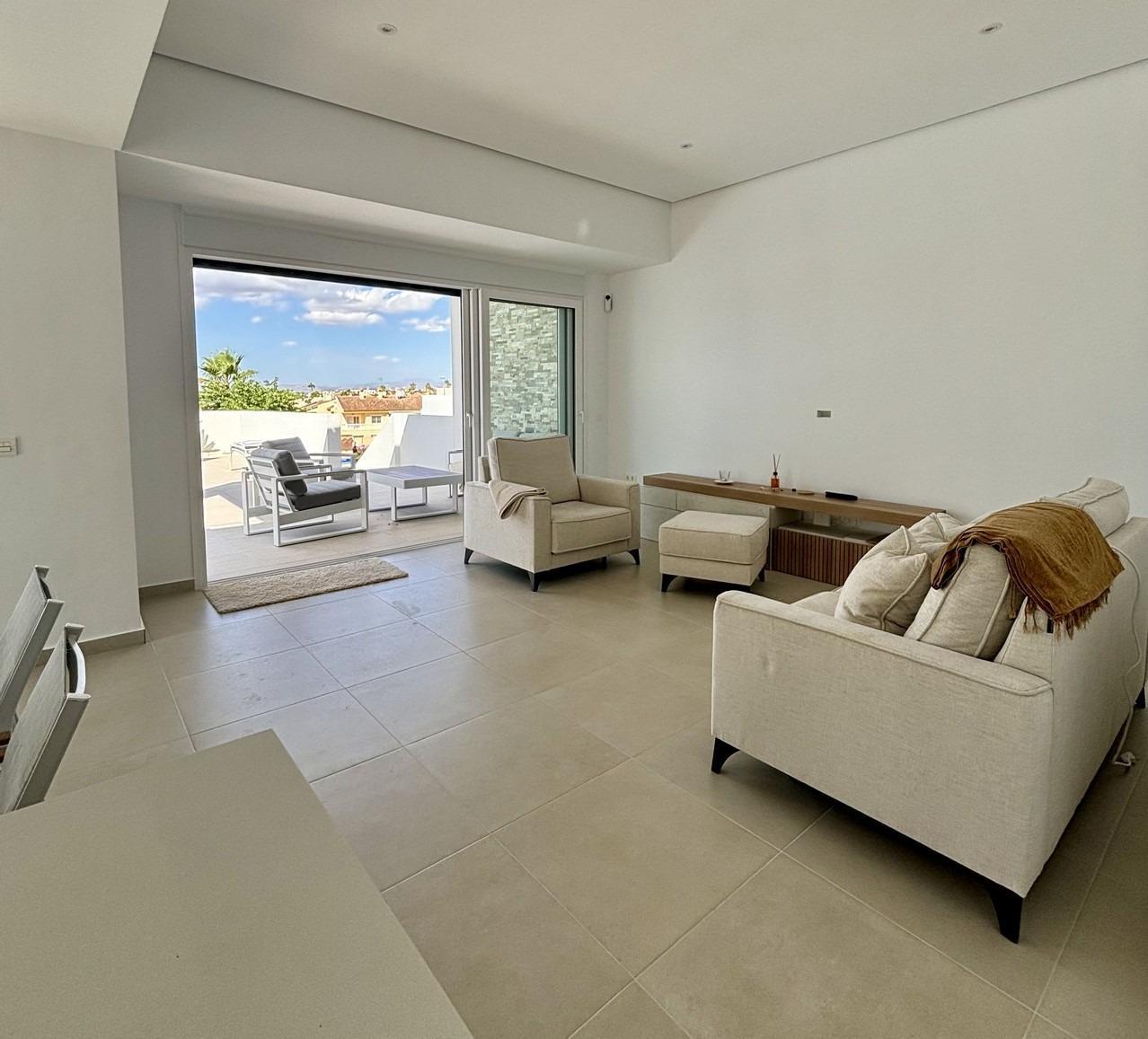 Villa for Sale in Benijófar