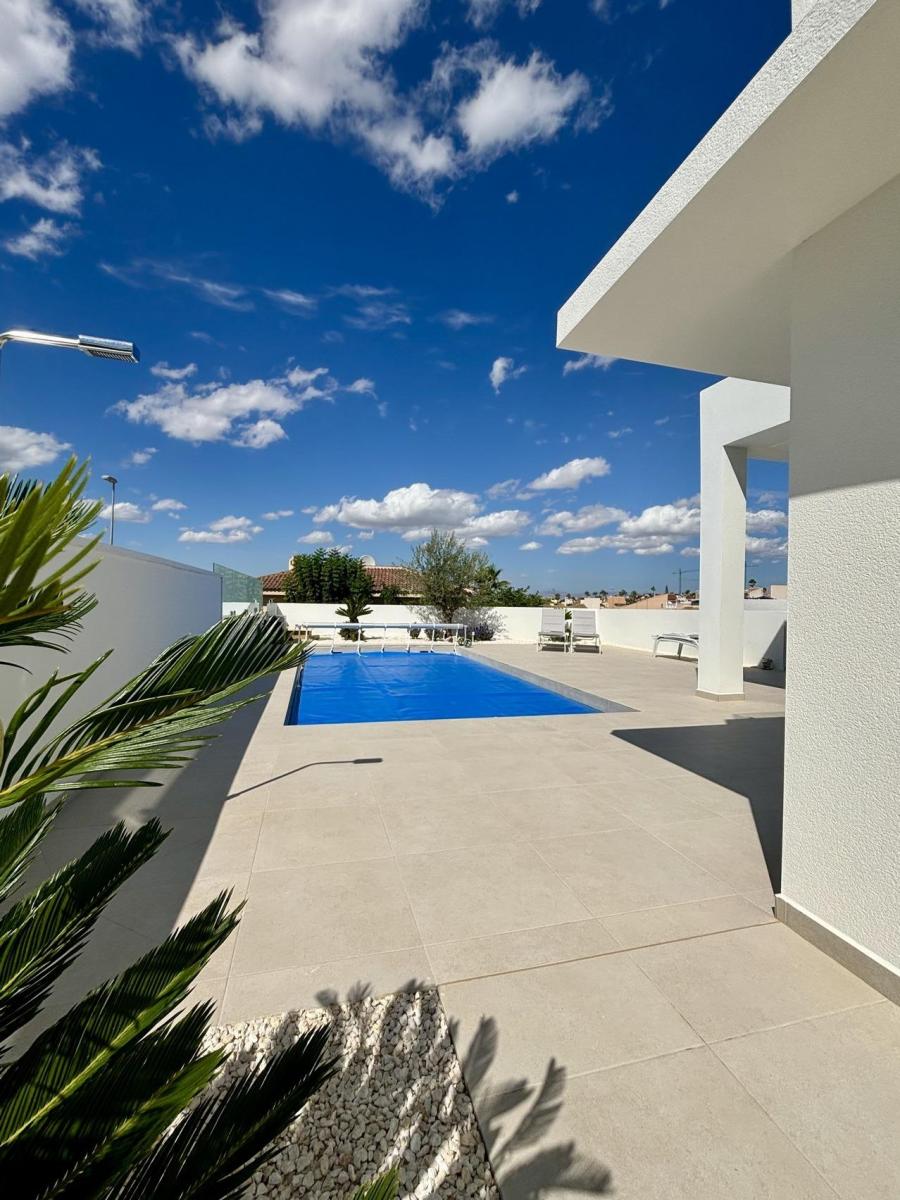 Villa for Sale in Benijófar