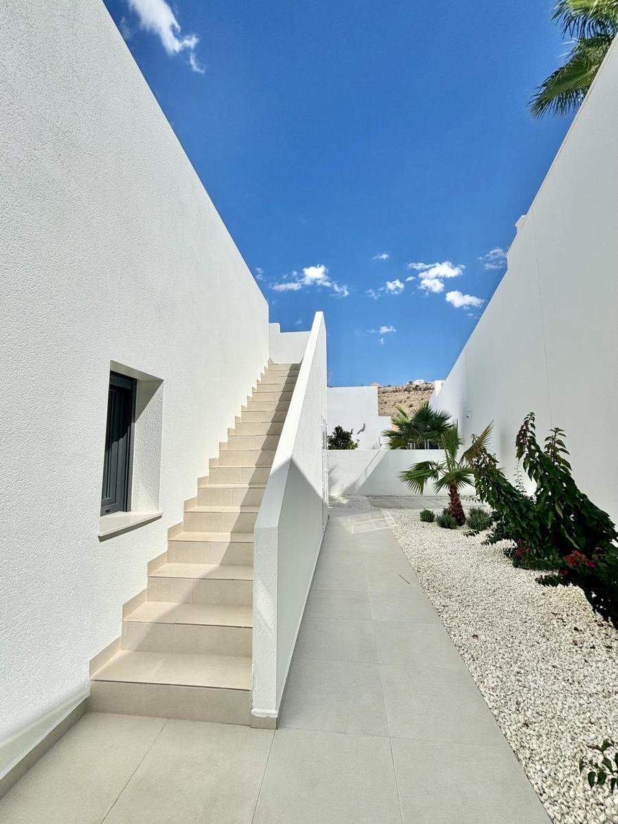 Villa for Sale in Benijófar