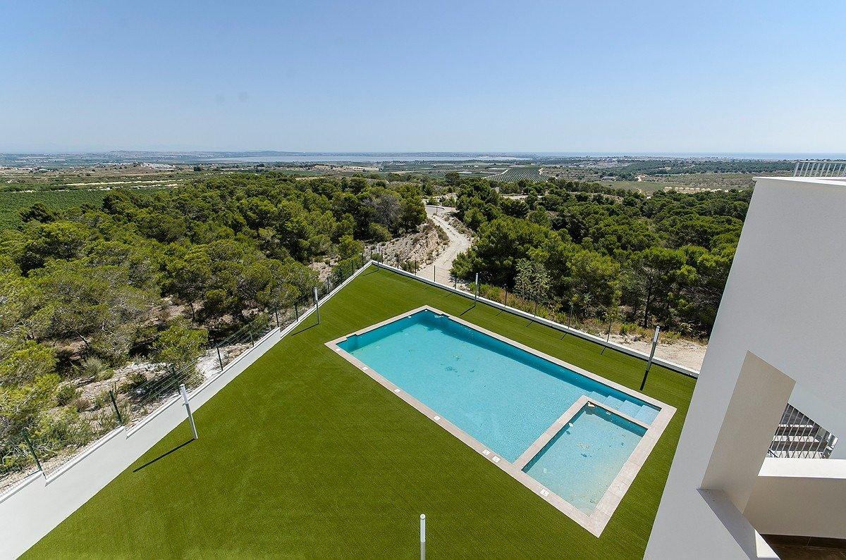 Bungalow for Sale in San Miguel de Salinas