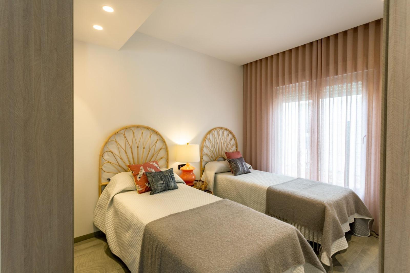 Villa for Sale in Algorfa