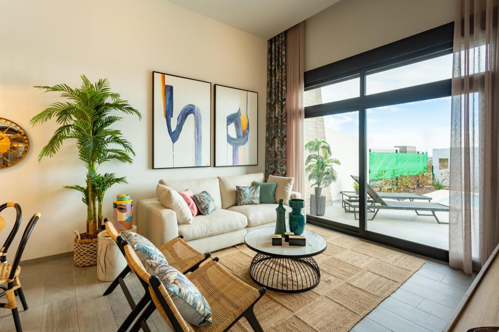 Villa for Sale in Algorfa