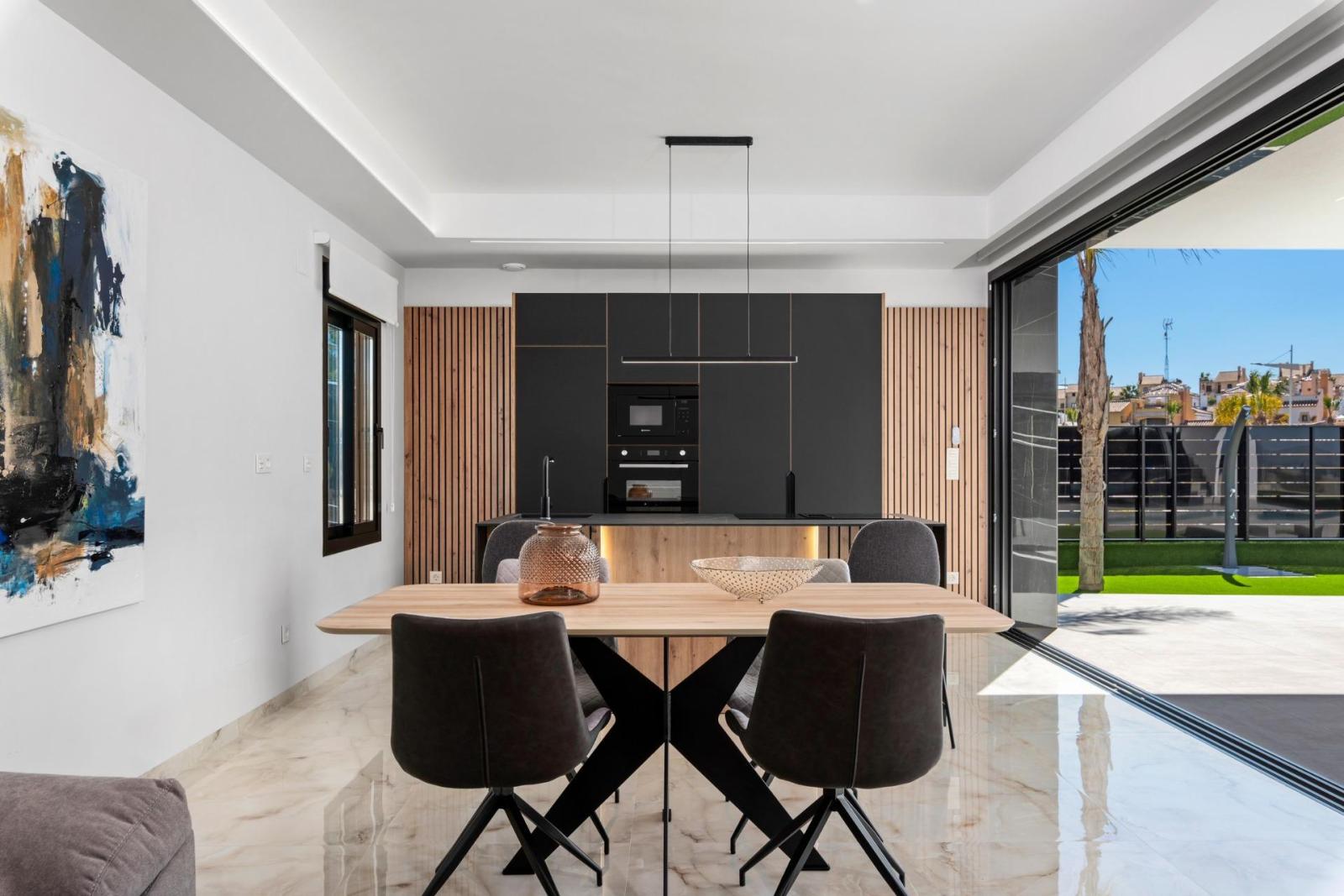 Villa en Venta en Algorfa