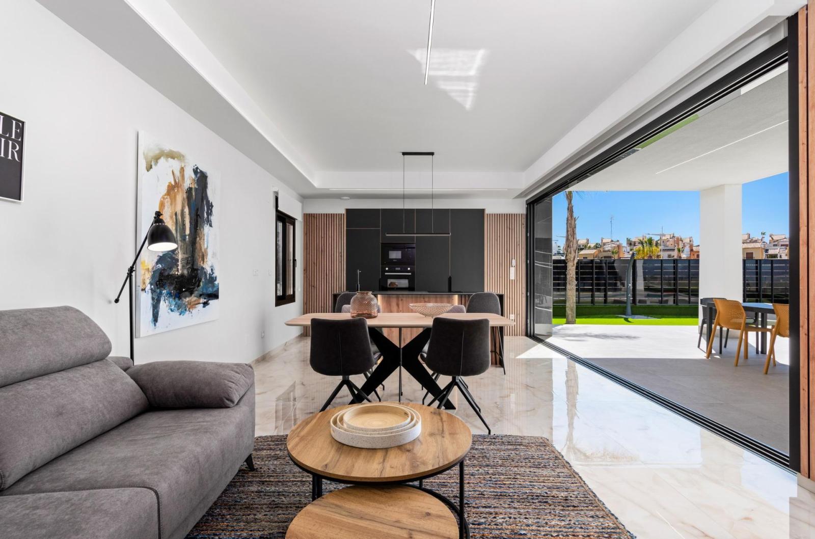 Villa en Venta en Algorfa