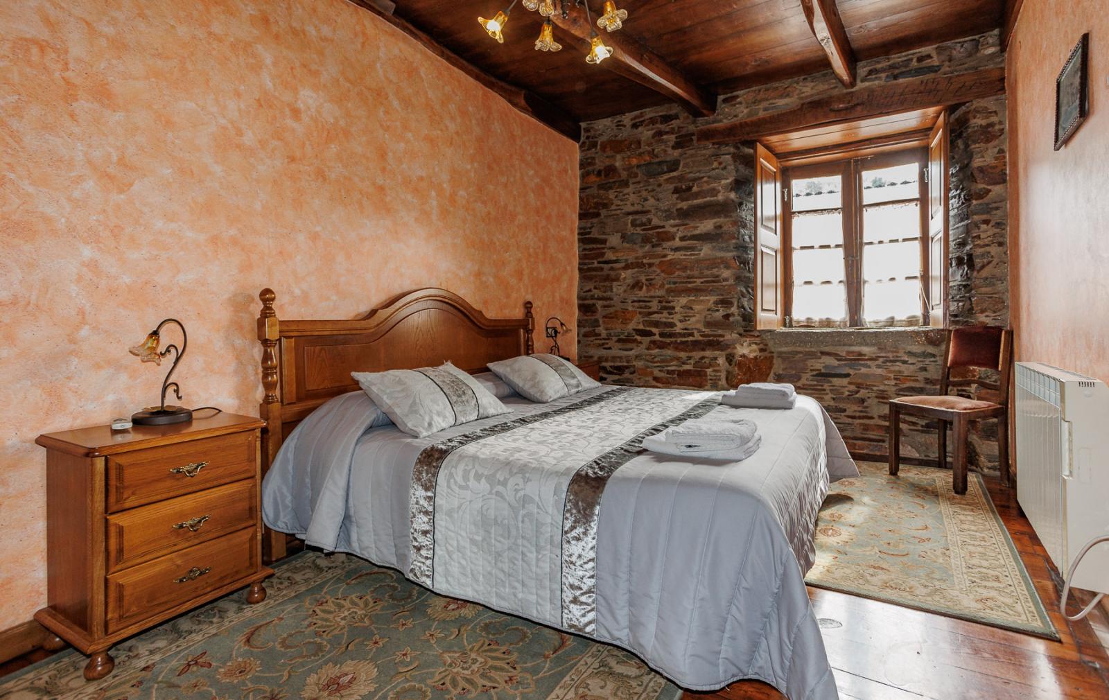 Premise for Sale in Navia de Suarna