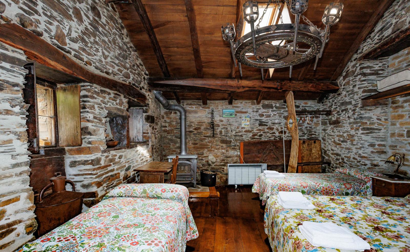 Premise for Sale in Navia de Suarna