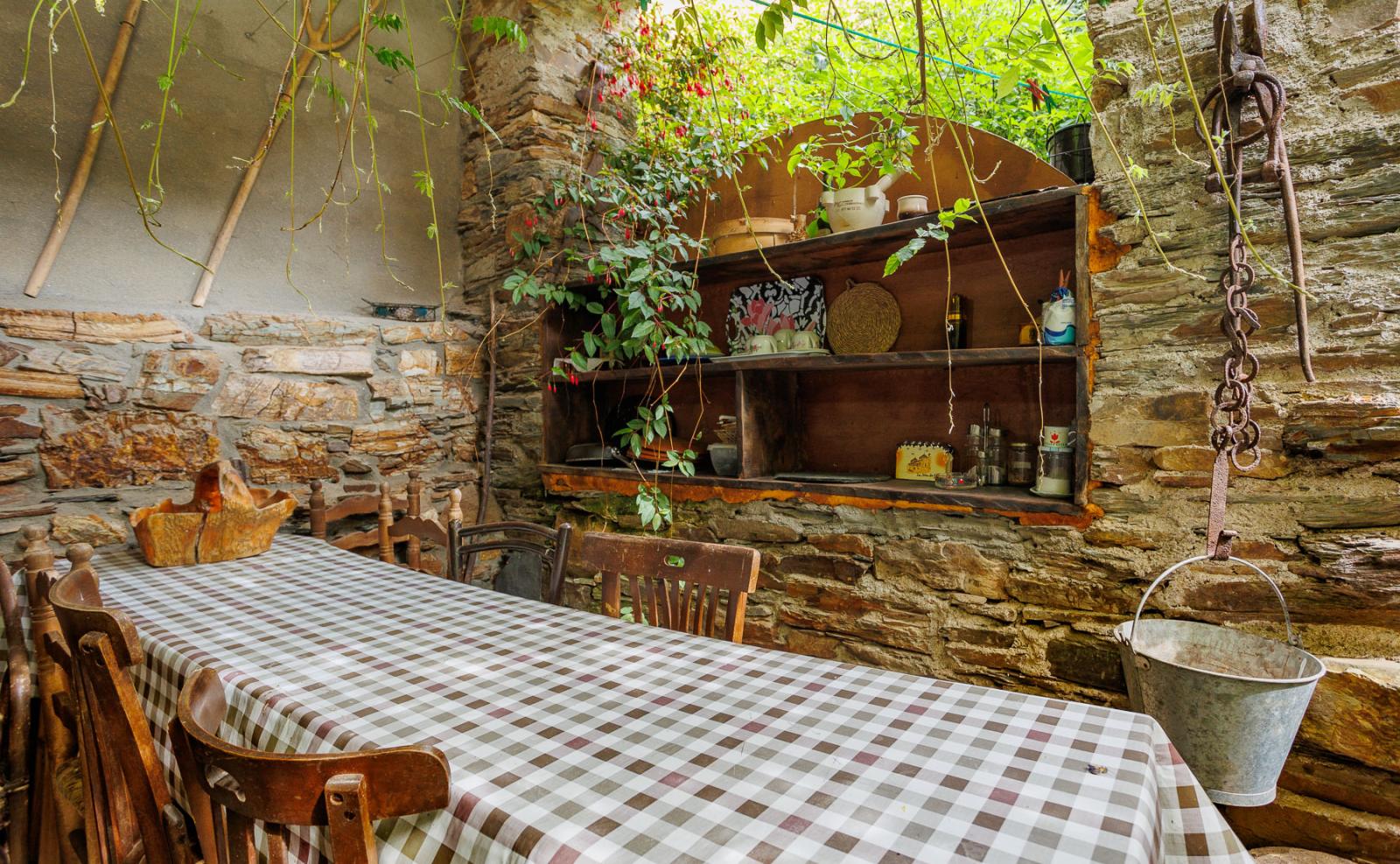 Premise for Sale in Navia de Suarna