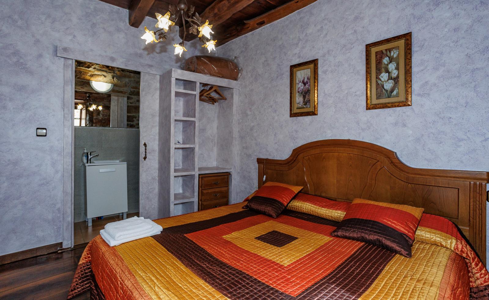 Premise for Sale in Navia de Suarna